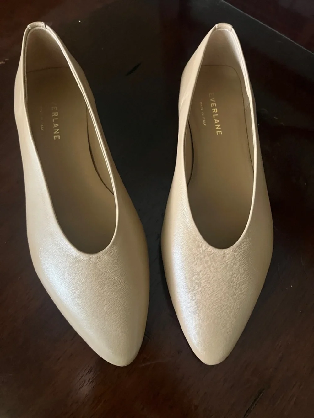 Everlane classic almond